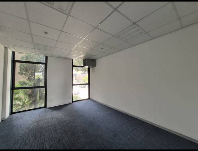 487M² OFFICE TO LET IN ROSEBANK